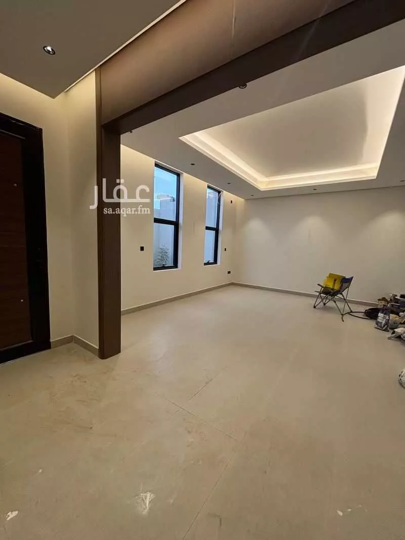 5 bedroom villa in Al Qairawan 11