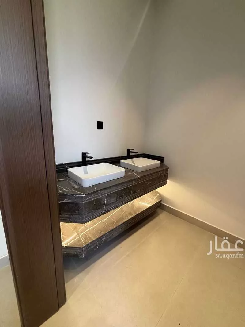 5 bedroom villa in Al Qairawan 12