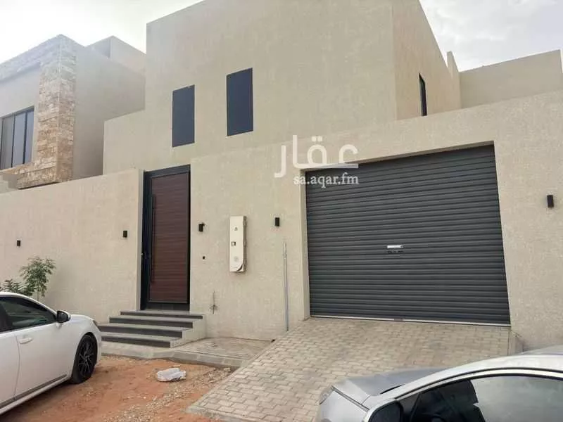 5 bedroom villa in Al Qairawan 16