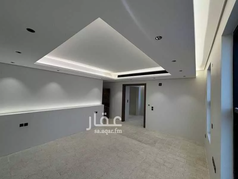 5 bedroom villa in Al Qairawan 4