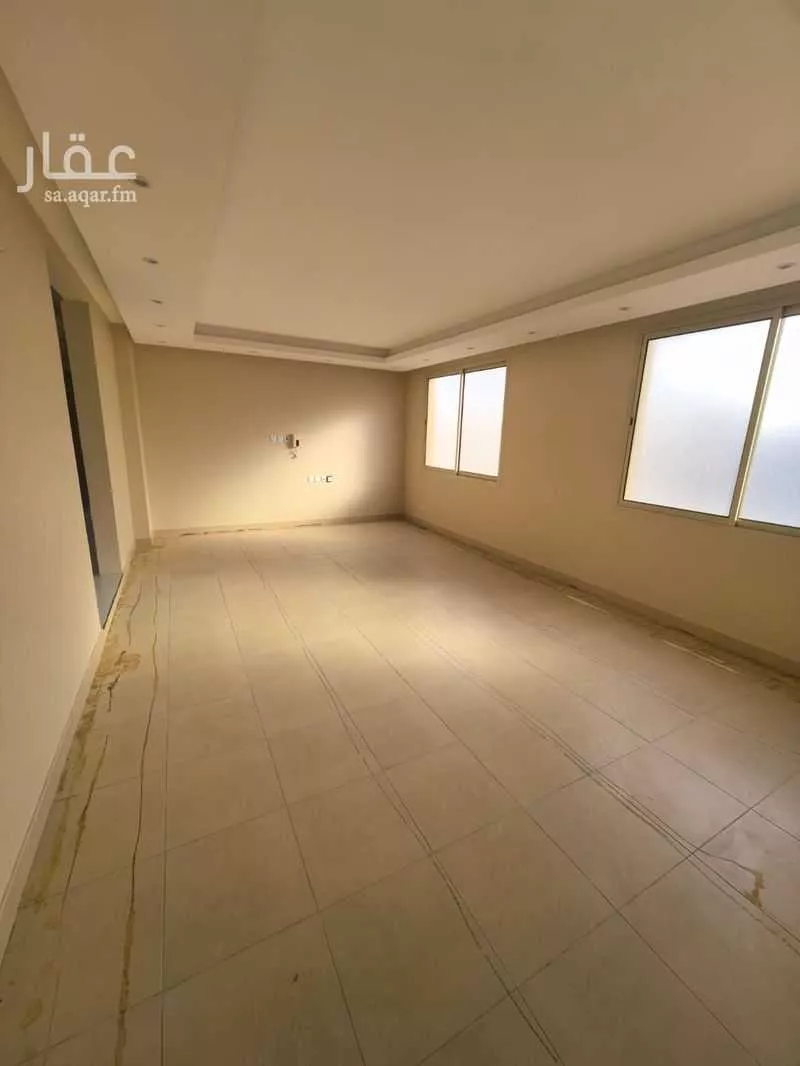 4 bedroom floor in Al Aridh 2