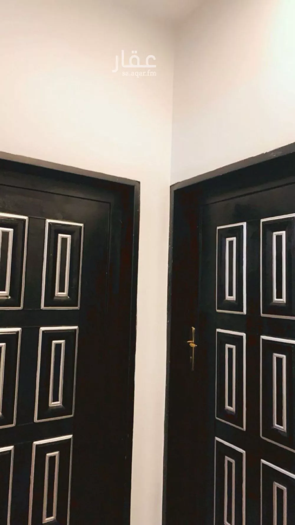 4 bedroom floor in Dhahrat Laban 2