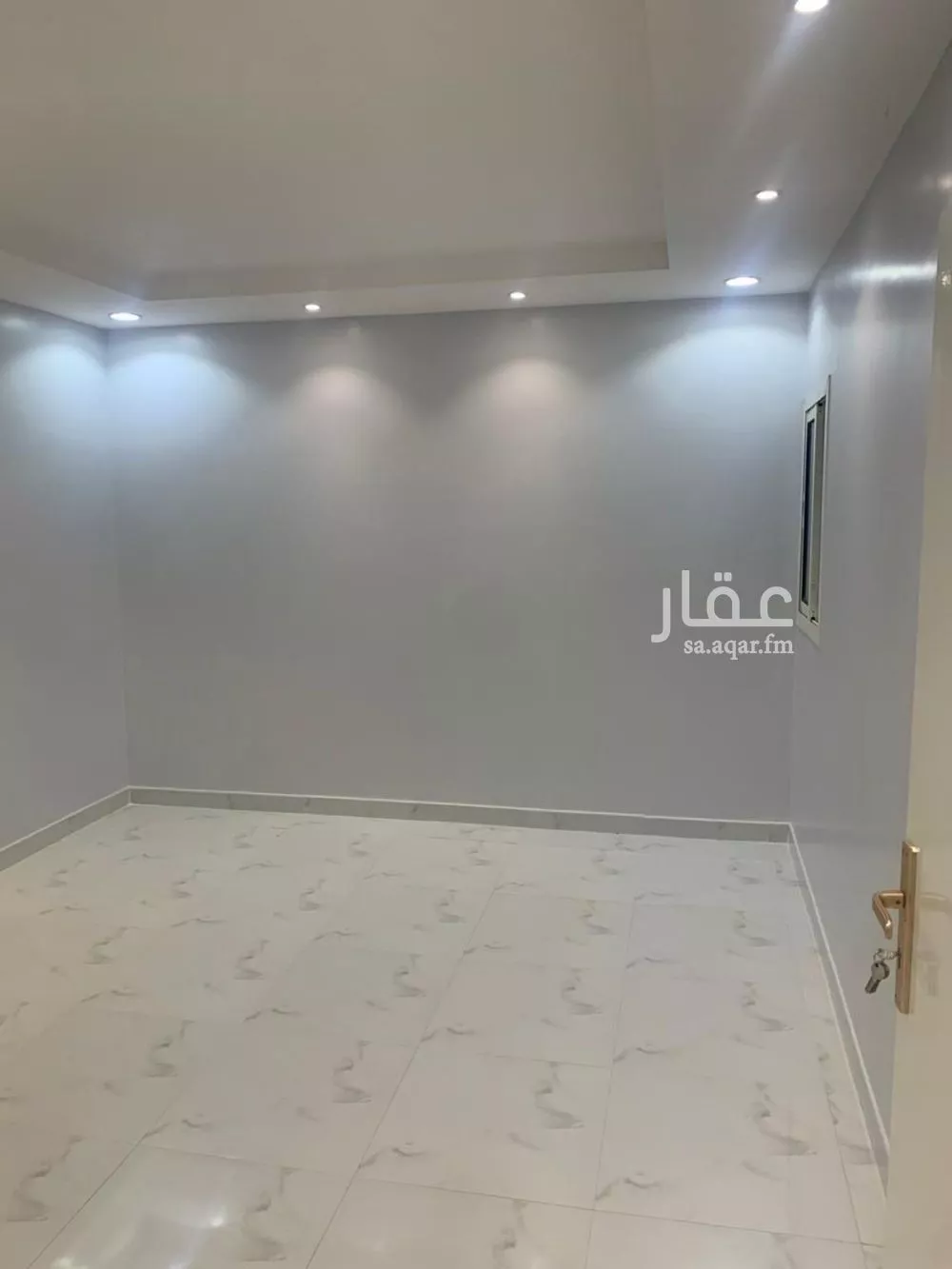 4 bedroom floor in Dhahrat Laban 3
