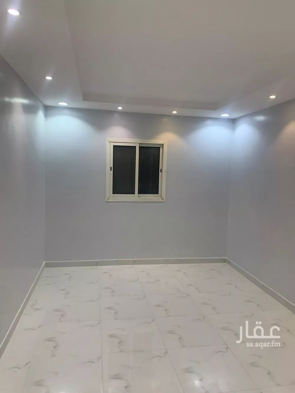 4 bedroom floor in Dhahrat Laban 9