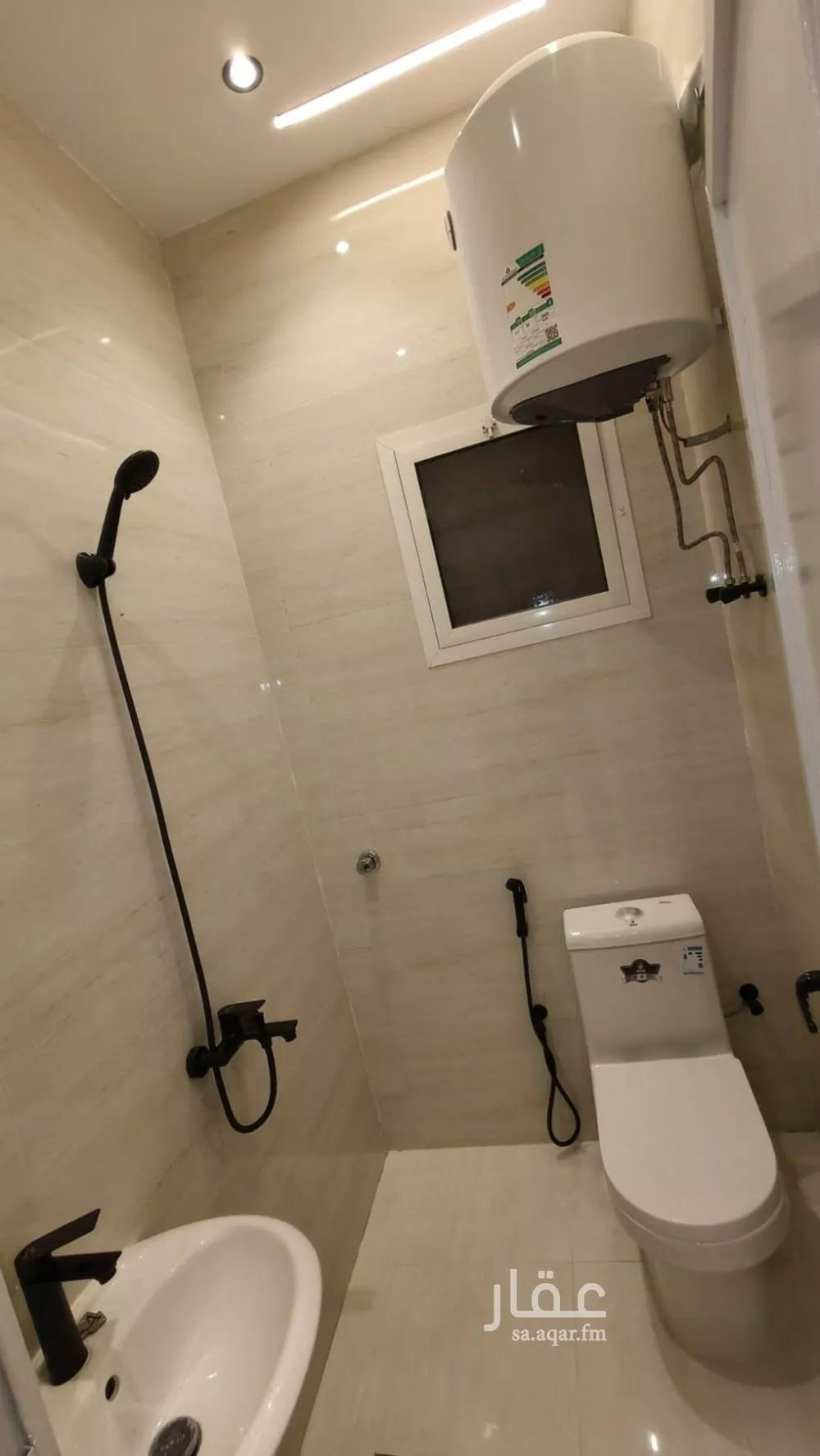 1 bedroom apartment in Ishbiliyah 8