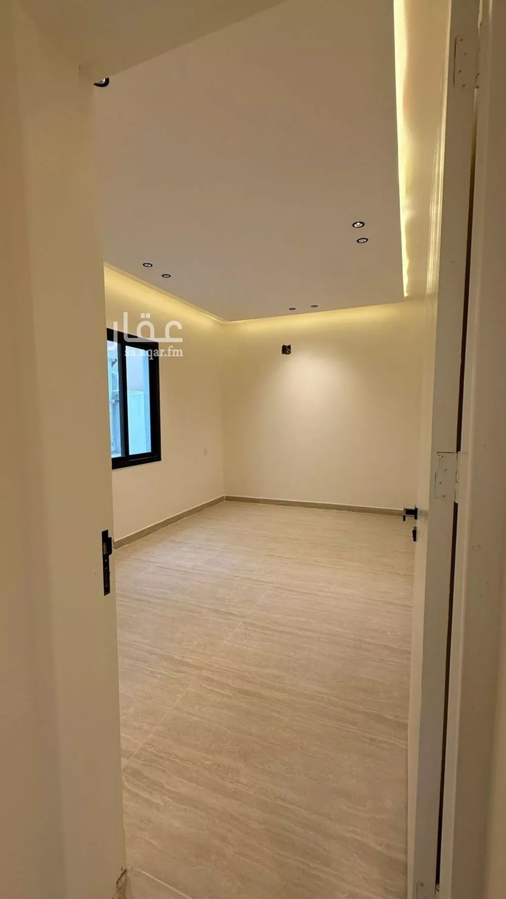 3 bedroom apartment in Al Hazm 4