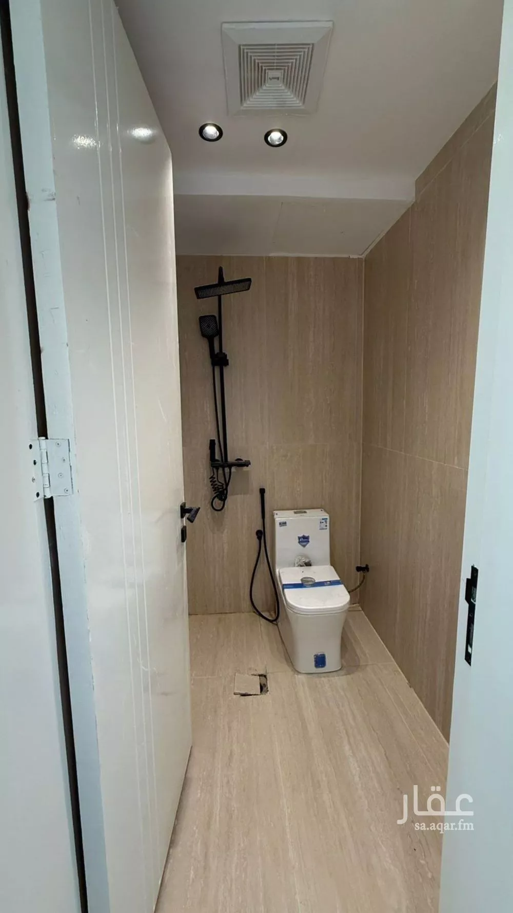 3 bedroom apartment in Al Hazm 7