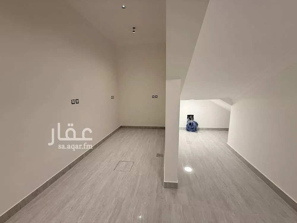 فيلا 14 غرف في النزهة 36