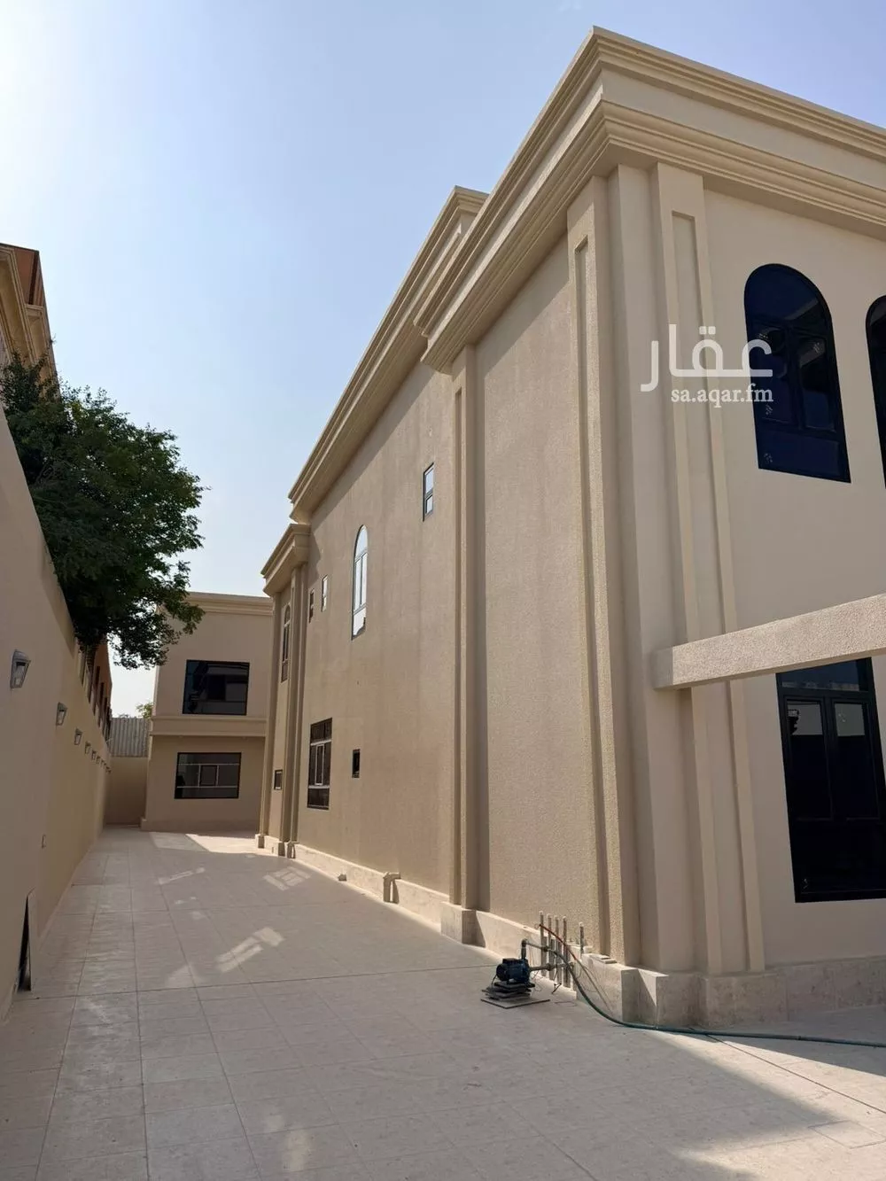 فيلا 14 غرف في النزهة 10