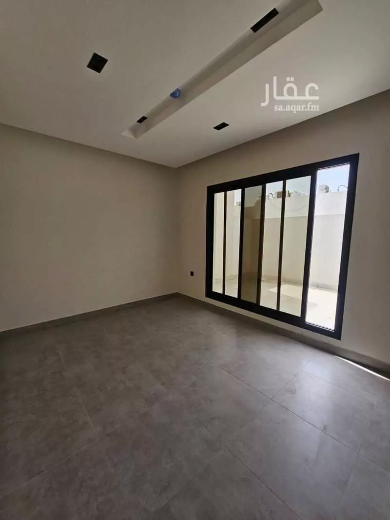 4 bedroom villa in Al Aridh 12