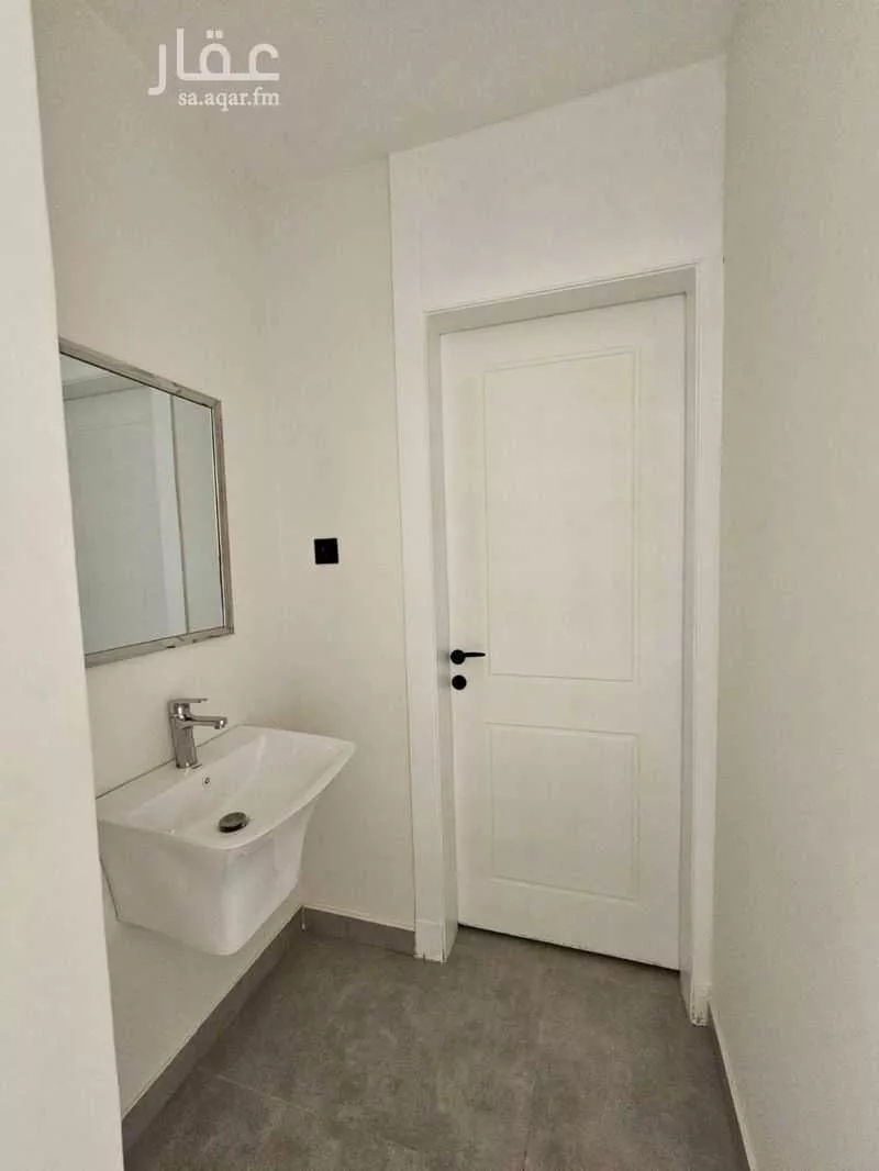 4 bedroom villa in Al Aridh 14