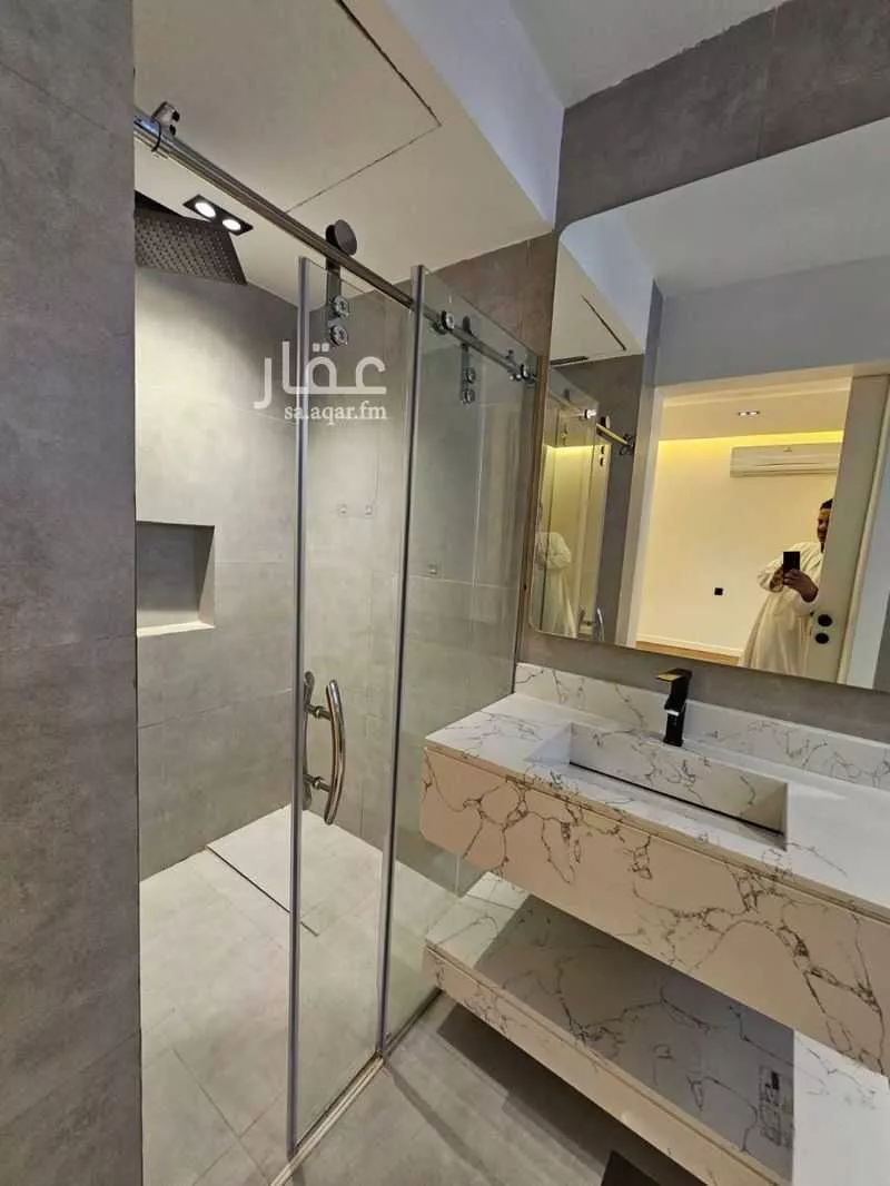 4 bedroom villa in Al Aridh 5