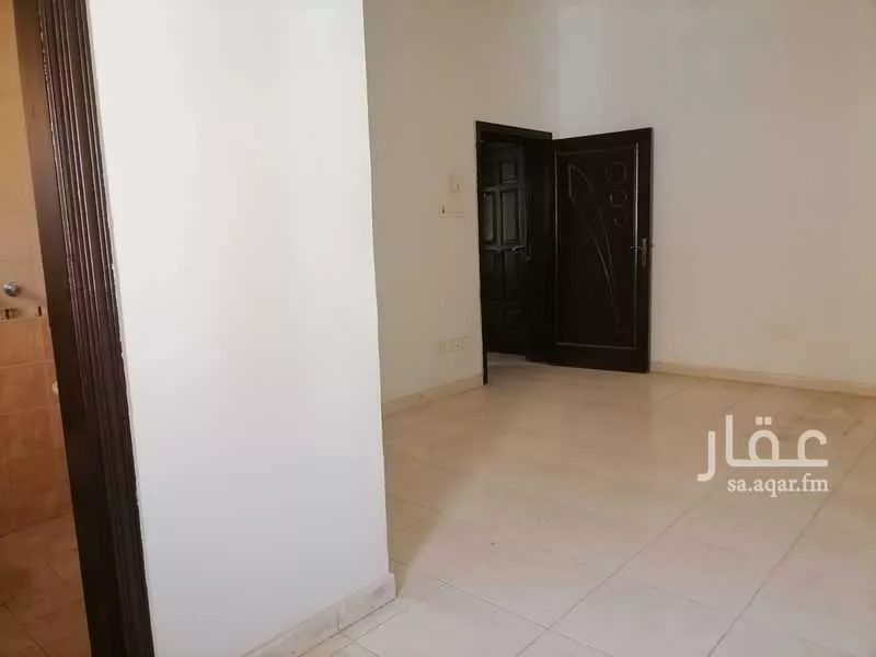 3 bedroom apartment in Al Rabwa 5