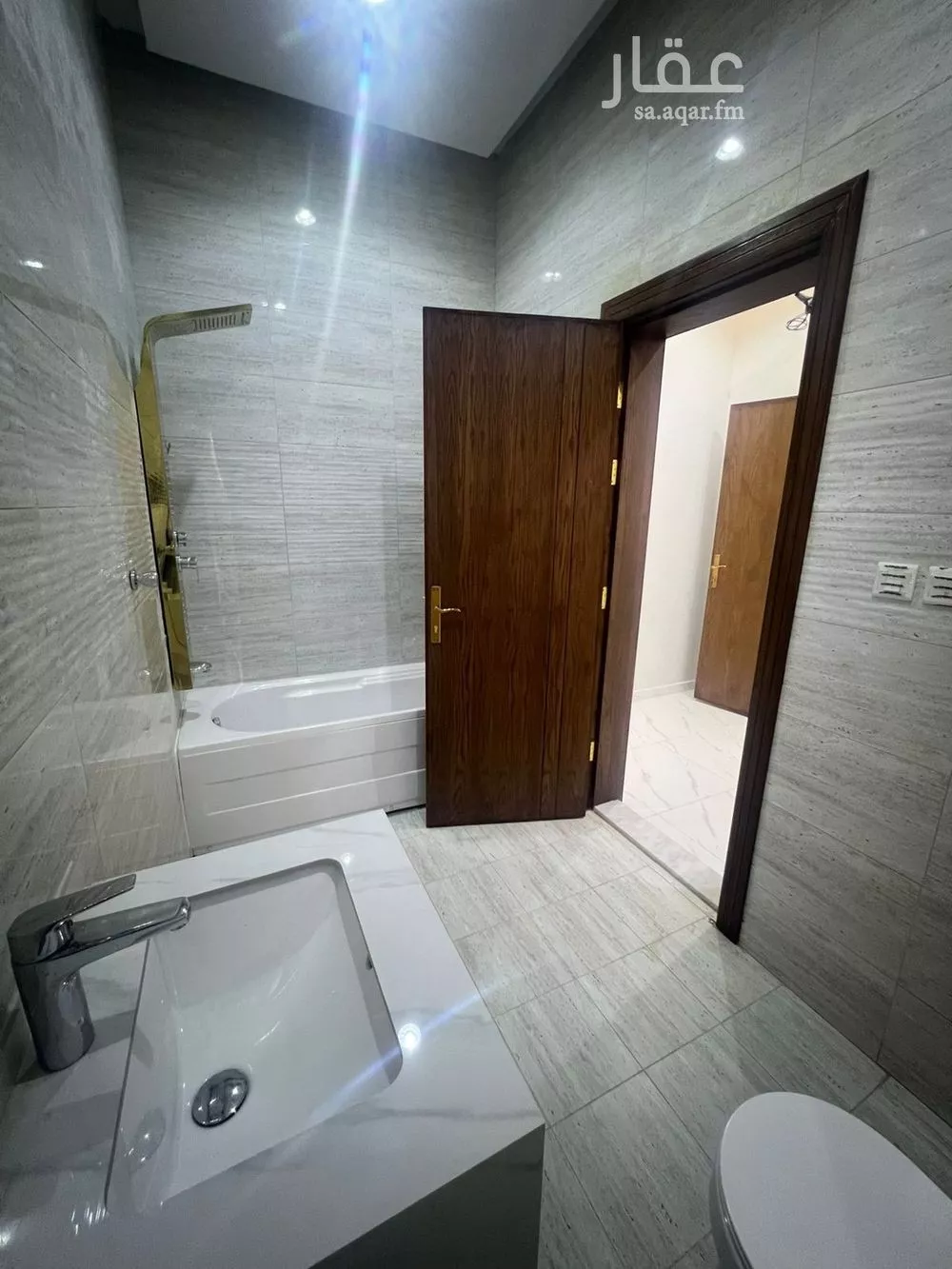 8 bedroom villa in Al Sawari 3