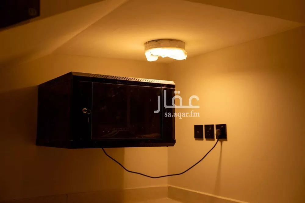 فيلا 6 غرف في الأمل 12