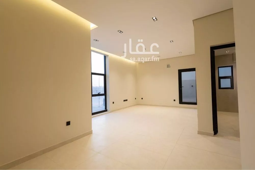 فيلا 6 غرف في الأمل 20