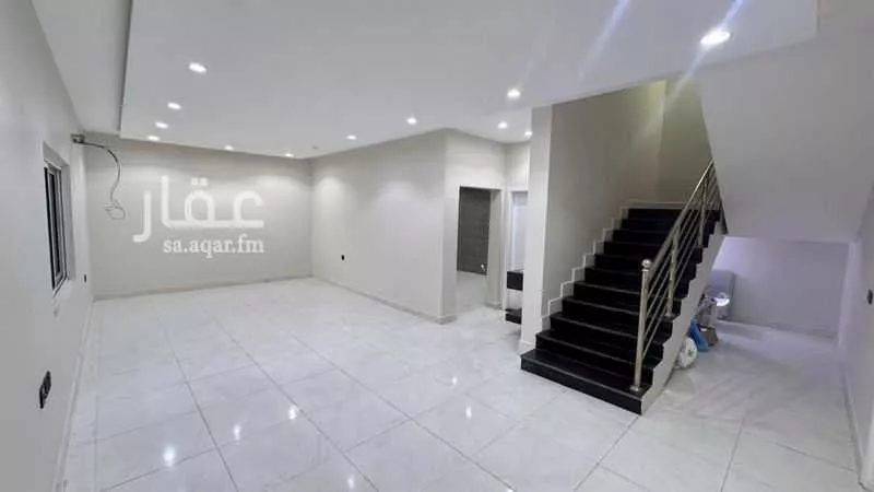 6 bedroom villa in Al Fadeylah 4