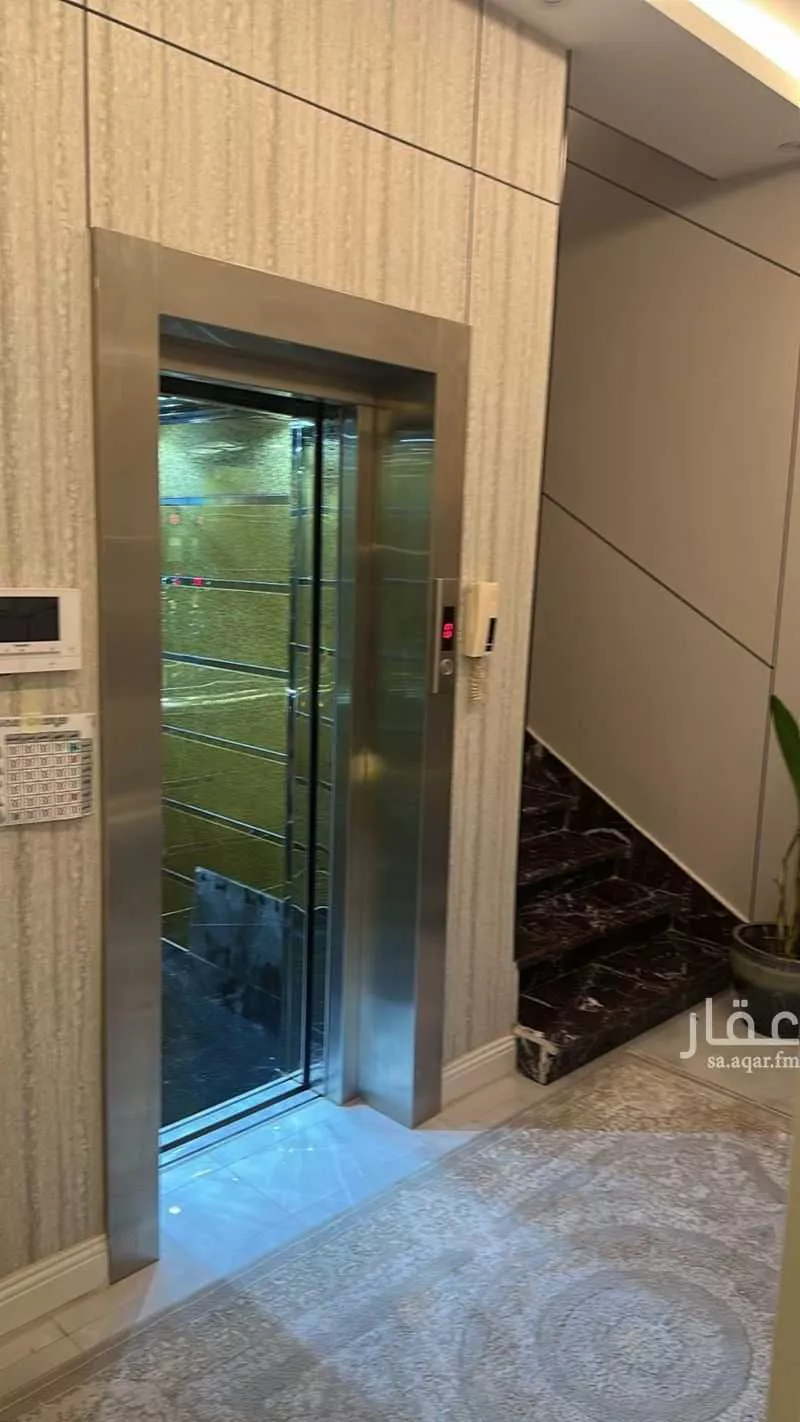 10 bedroom villa in Al Aziziyah 2