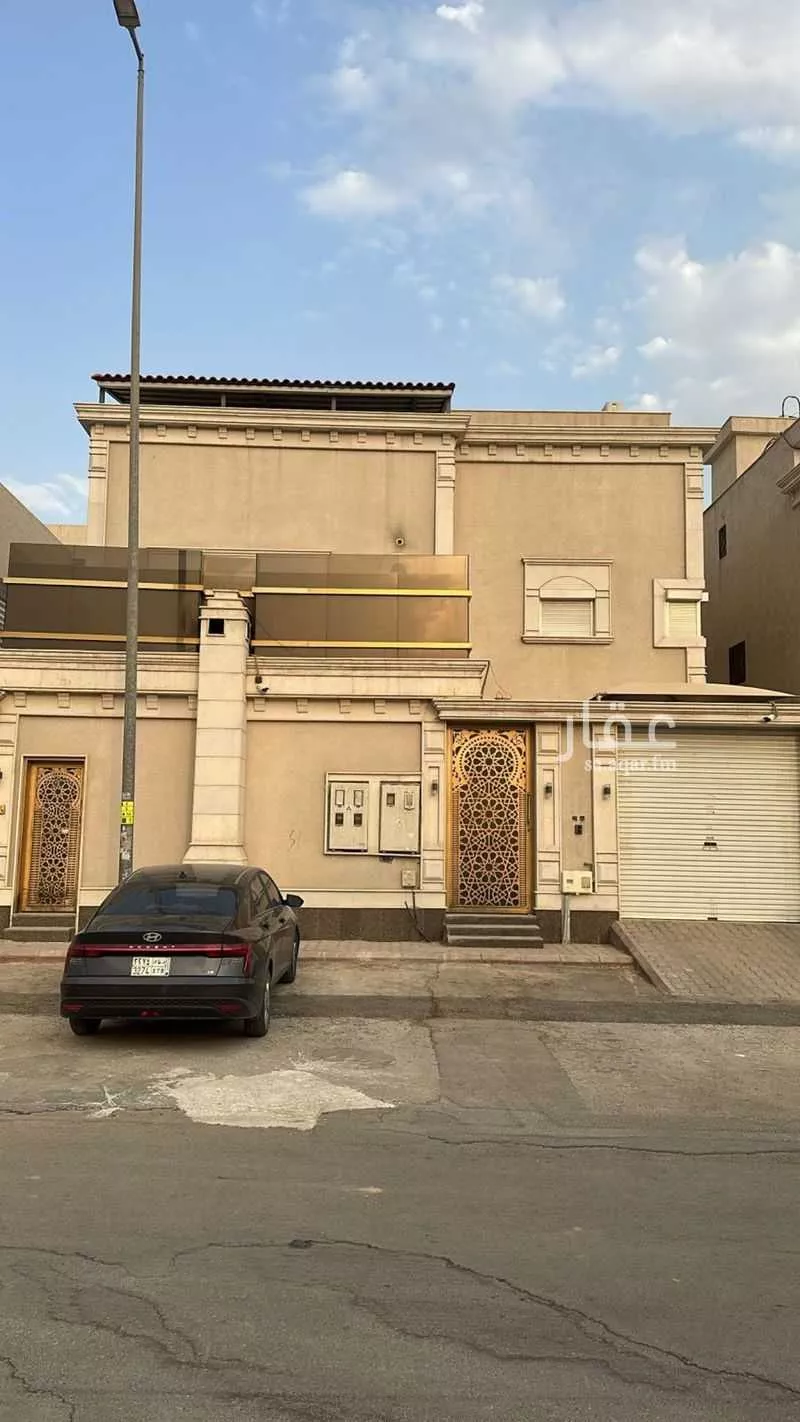10 bedroom villa in Al Aziziyah 4