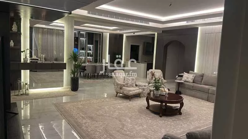 10 bedroom villa in Al Aziziyah 5