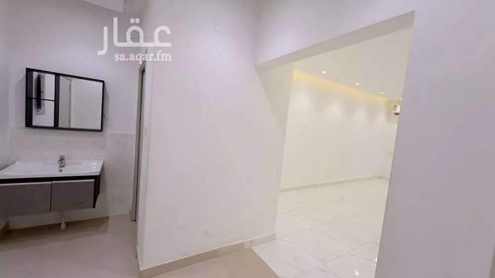3 bedroom floor in Al Maseef 3