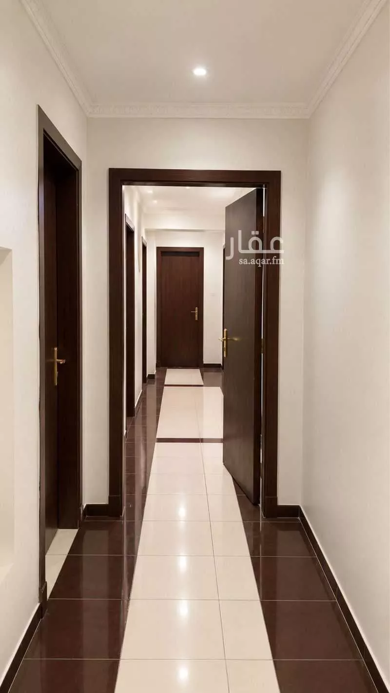 شقة 4 غرف في بدر 5