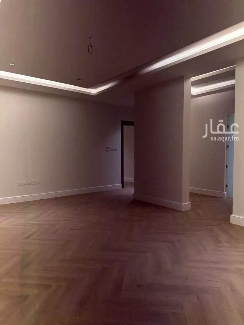 شقة 7 غرف في النرجس 12