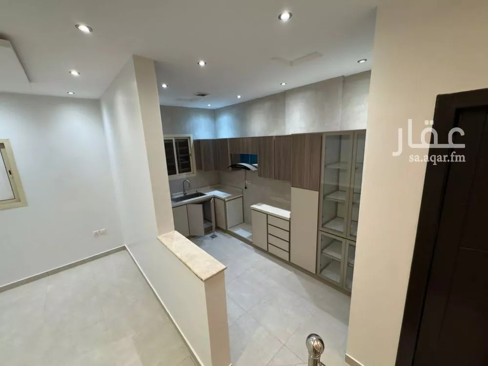 3 bedroom apartment in Al Aridh 2