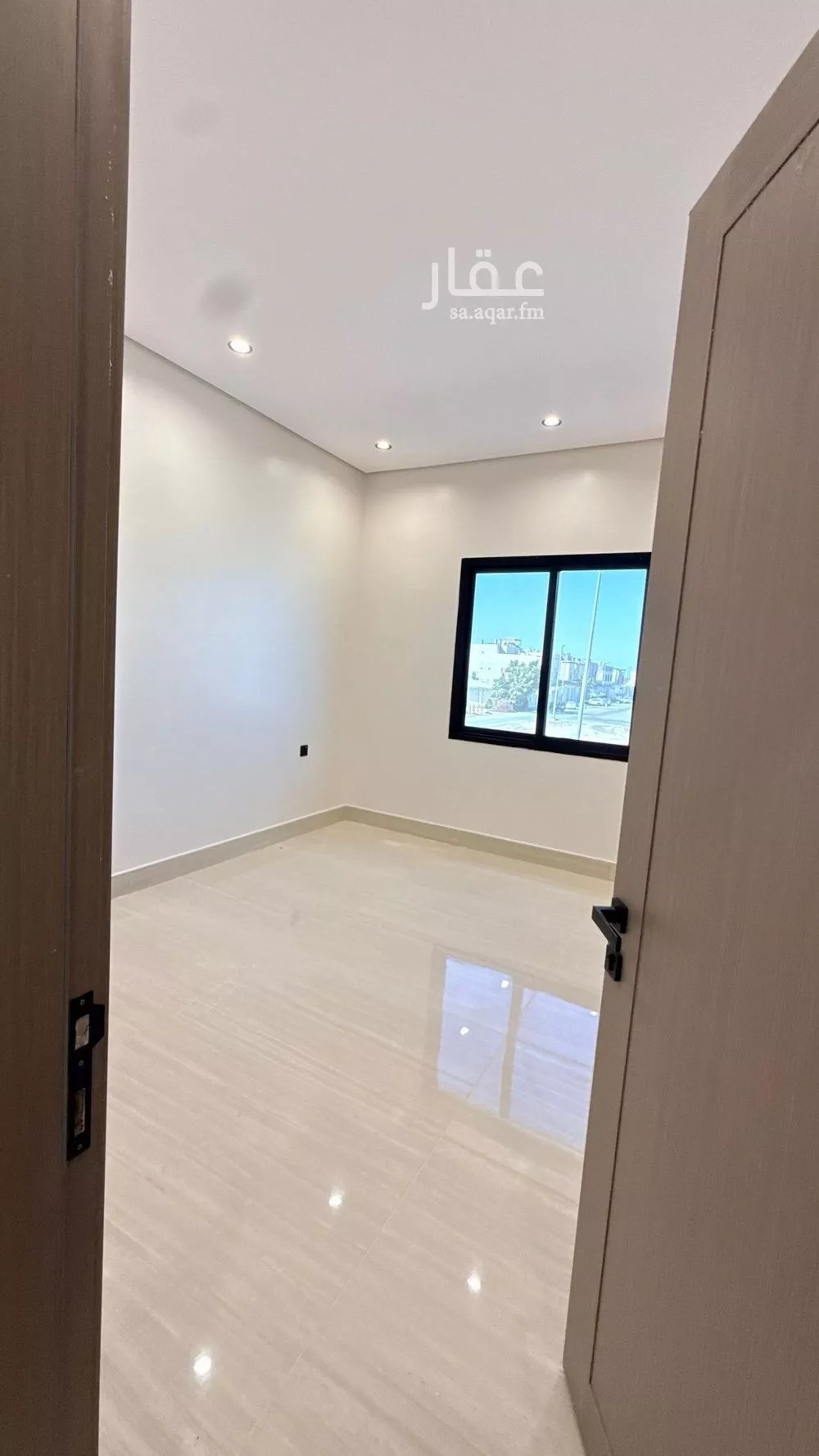 6 bedroom villa in Dahiat King Fahd 18