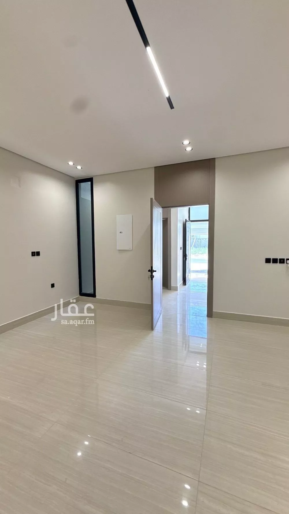 6 bedroom villa in Dahiat King Fahd 9