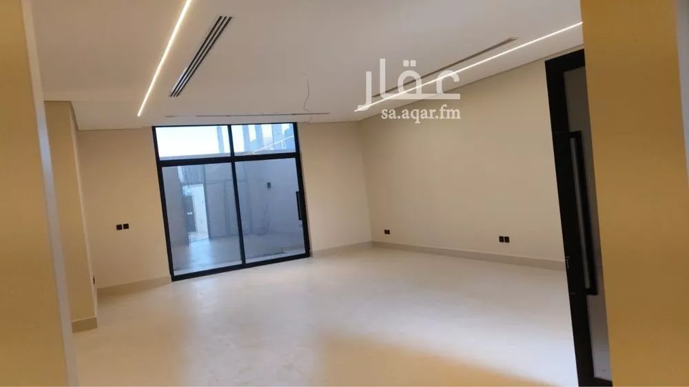 6 bedroom villa in Al Fanar, Eastern Province 7