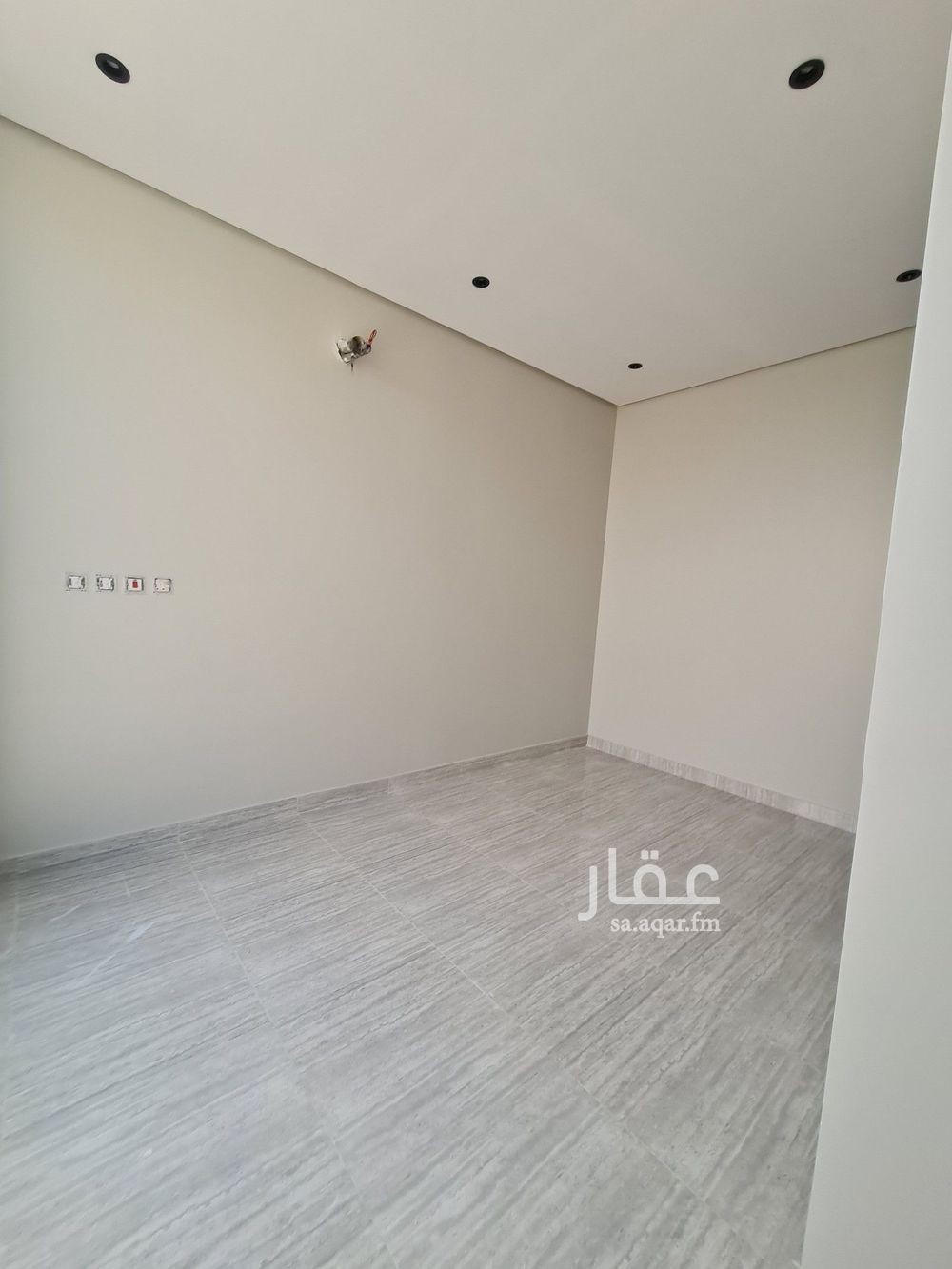 فيلا 4 غرف في الخبر 9
