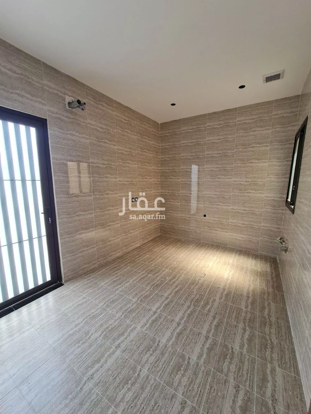 4 bedroom villa in Al Maha, Eastern Province 18