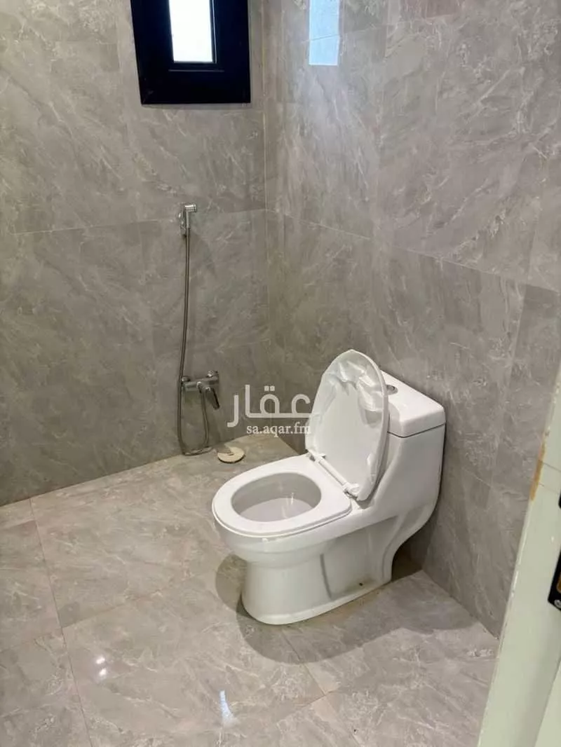 2 bedroom apartment in Okaz 5