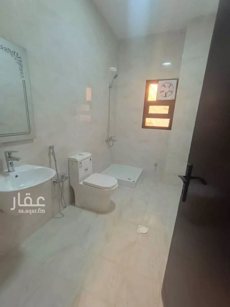 عمارة 812 م² في الوادي 6