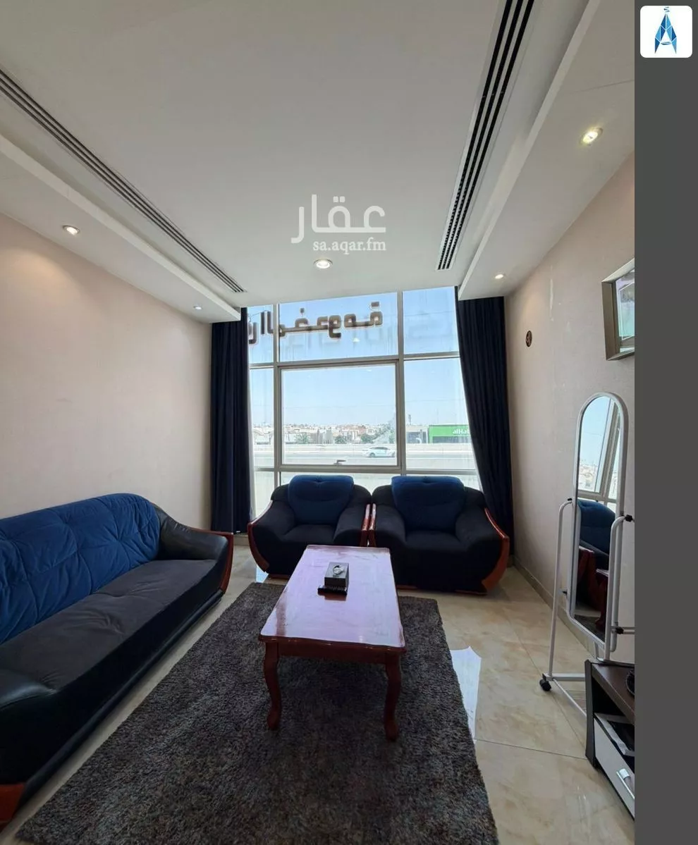 عمارة 1500 م² في الفلاح 10