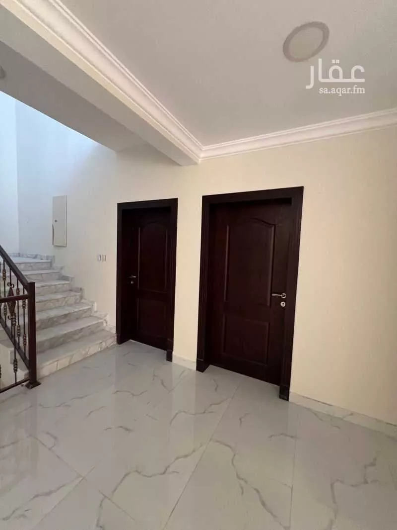 فيلا 6 غرف في الصواري 25