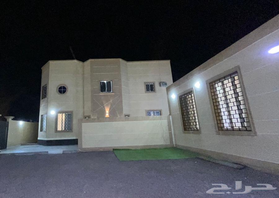 فيلا 7 غرف في المدينة المنورة 2