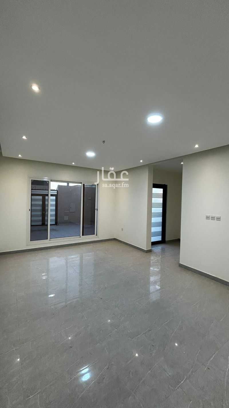 7 bedroom villa in East Beach, Eastern Province 2