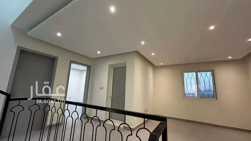 7 bedroom villa in East Beach 19