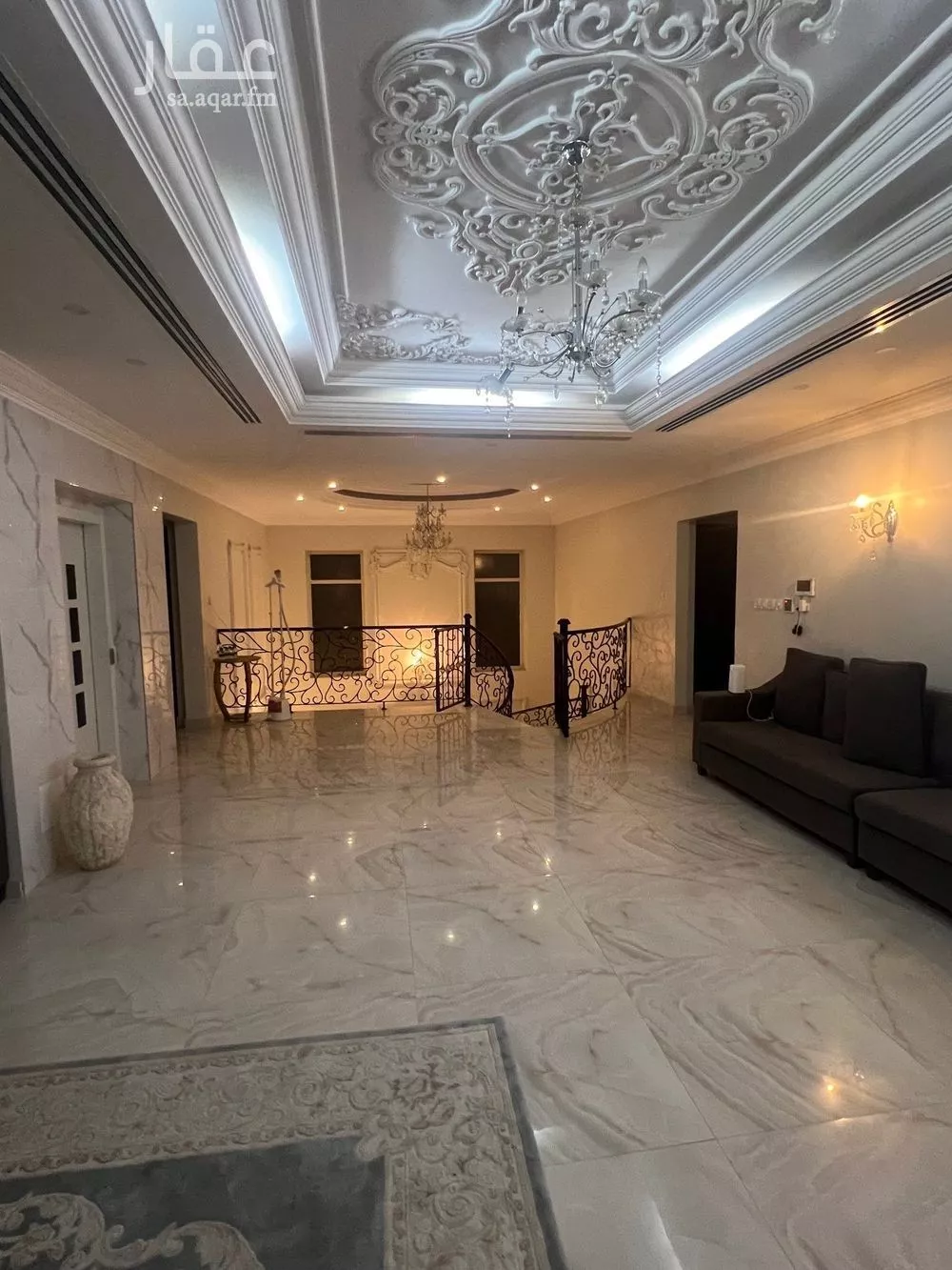 10 bedroom villa in Al Aziziyah 15