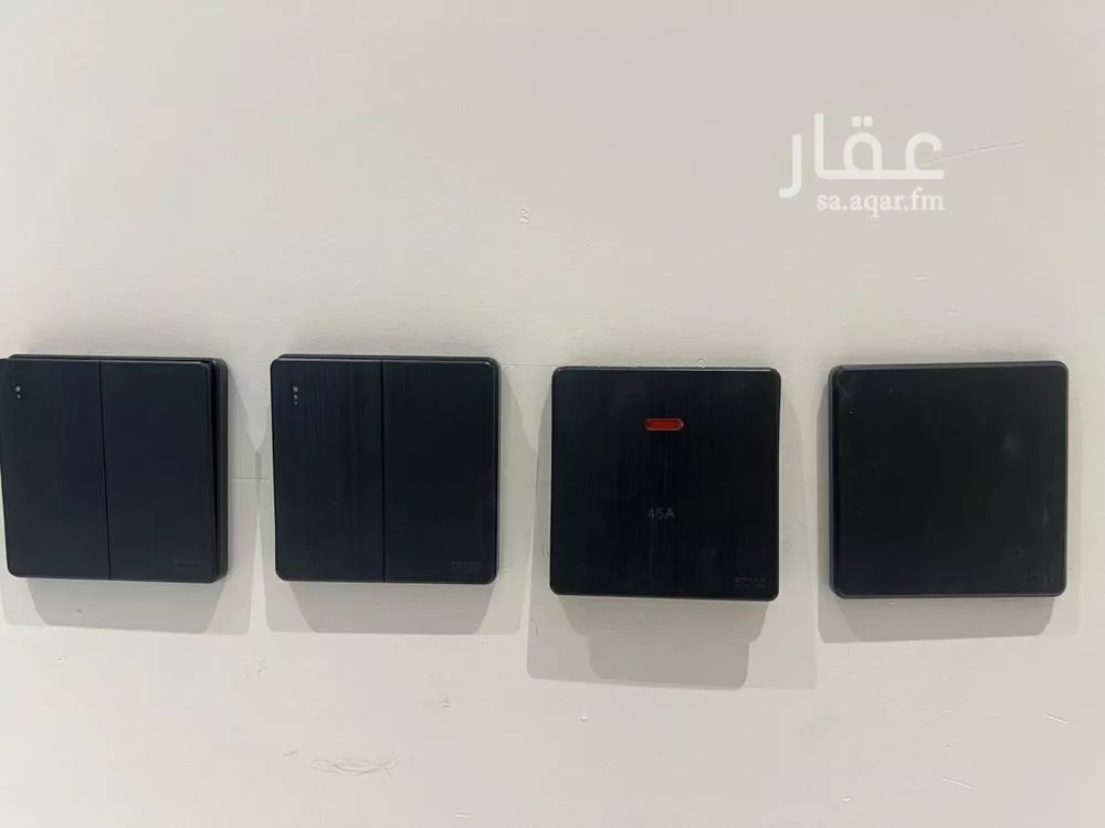 فيلا 4 غرف في الشعلة 25