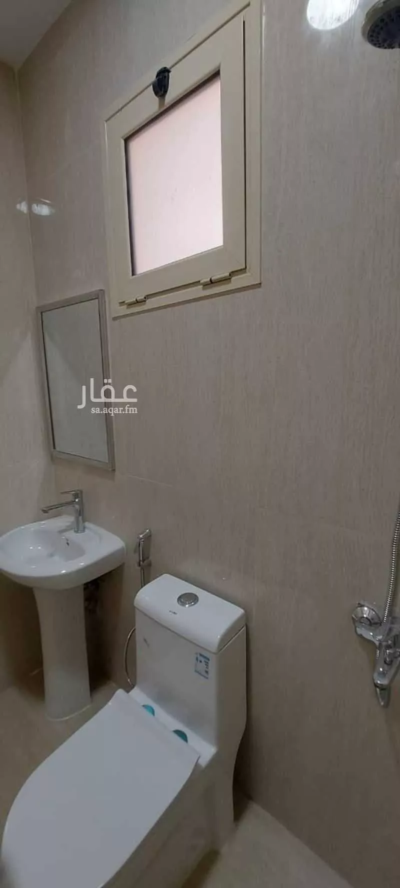 عمارة 325 م² في الثقبة 4