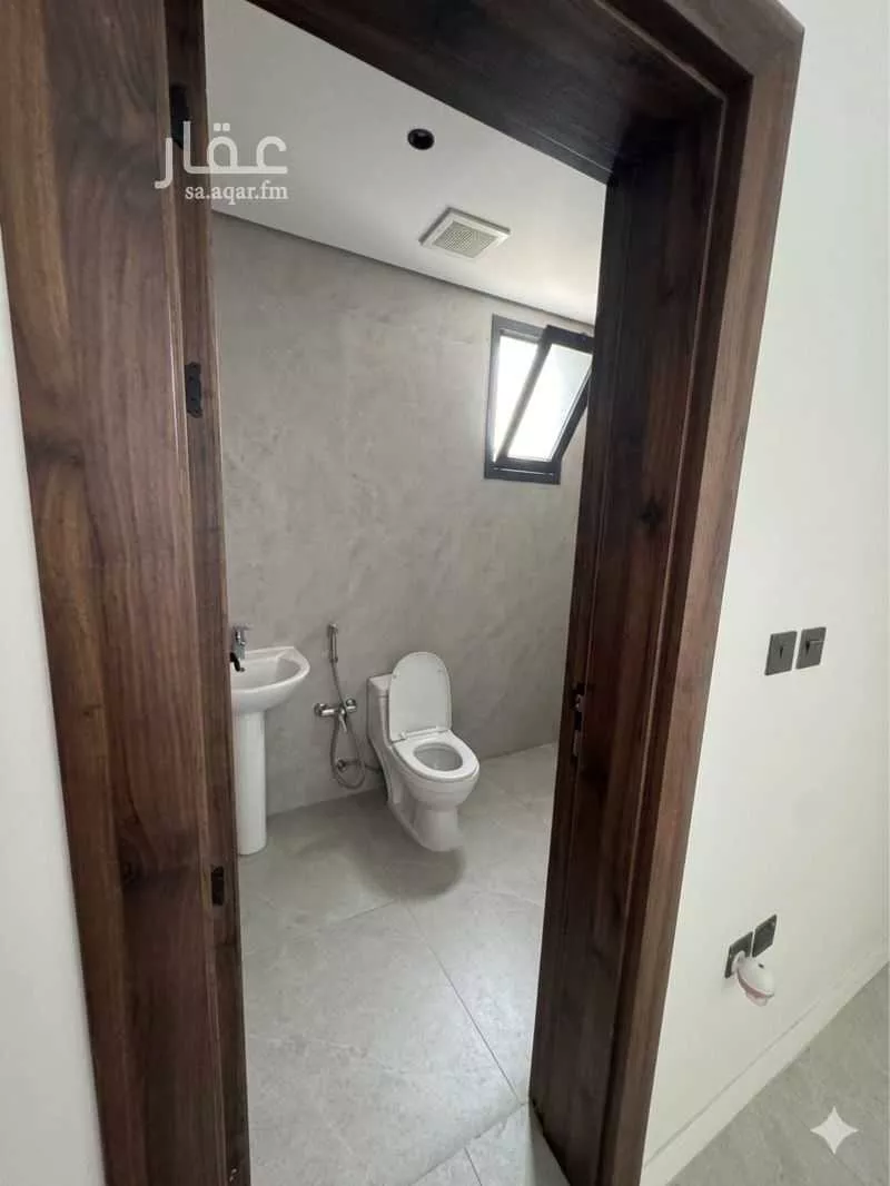 4 bedroom apartment in Al Janadriyah, Riyadh 5