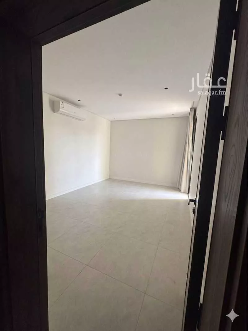 4 bedroom apartment in Al Janadriyah, Riyadh 6