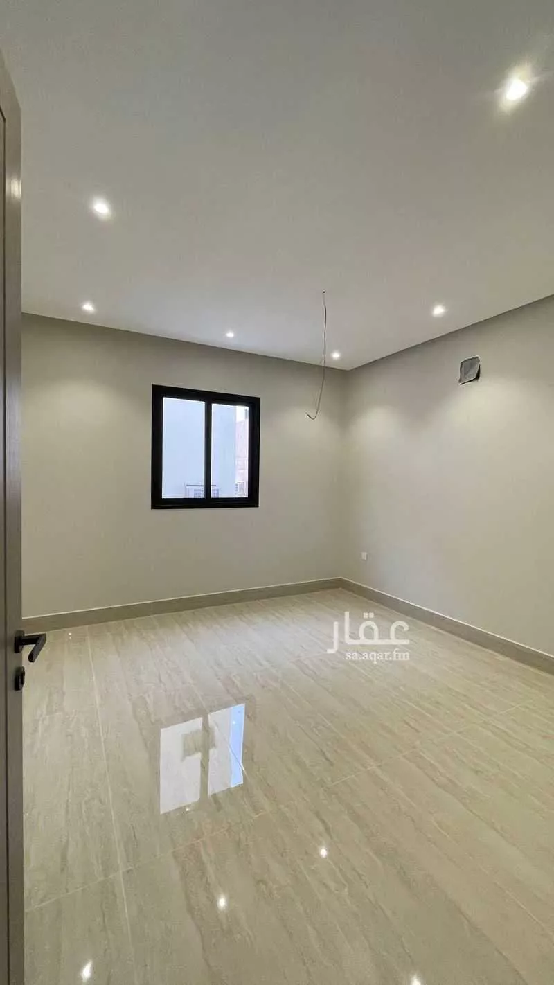 فيلا 5 غرف في ضاحية الملك فهد 17