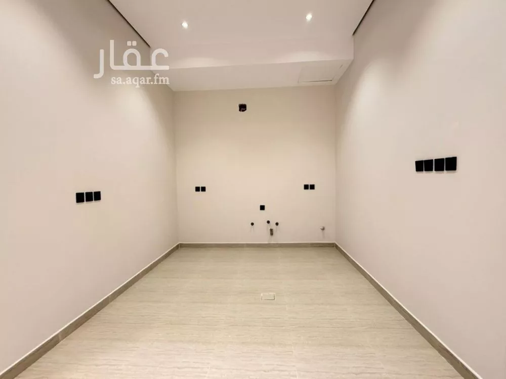 3 bedroom floor in Al Rimal 2