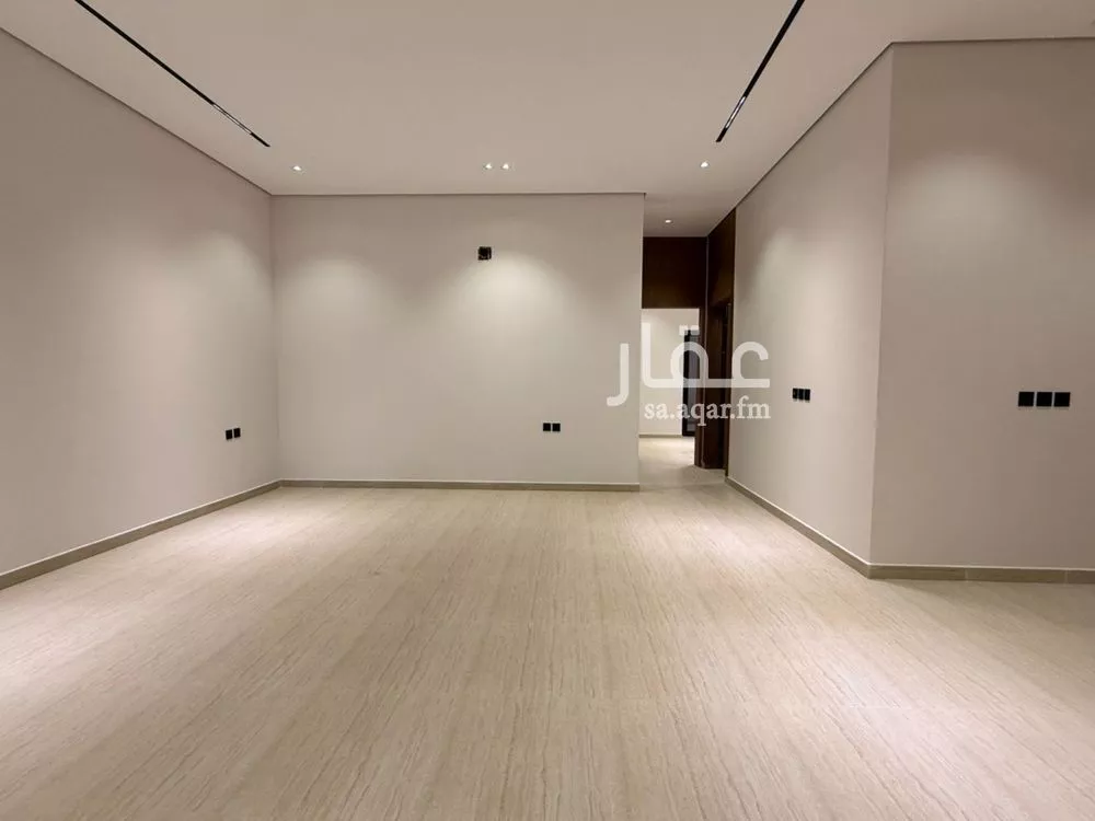 3 bedroom floor in Al Rimal 7