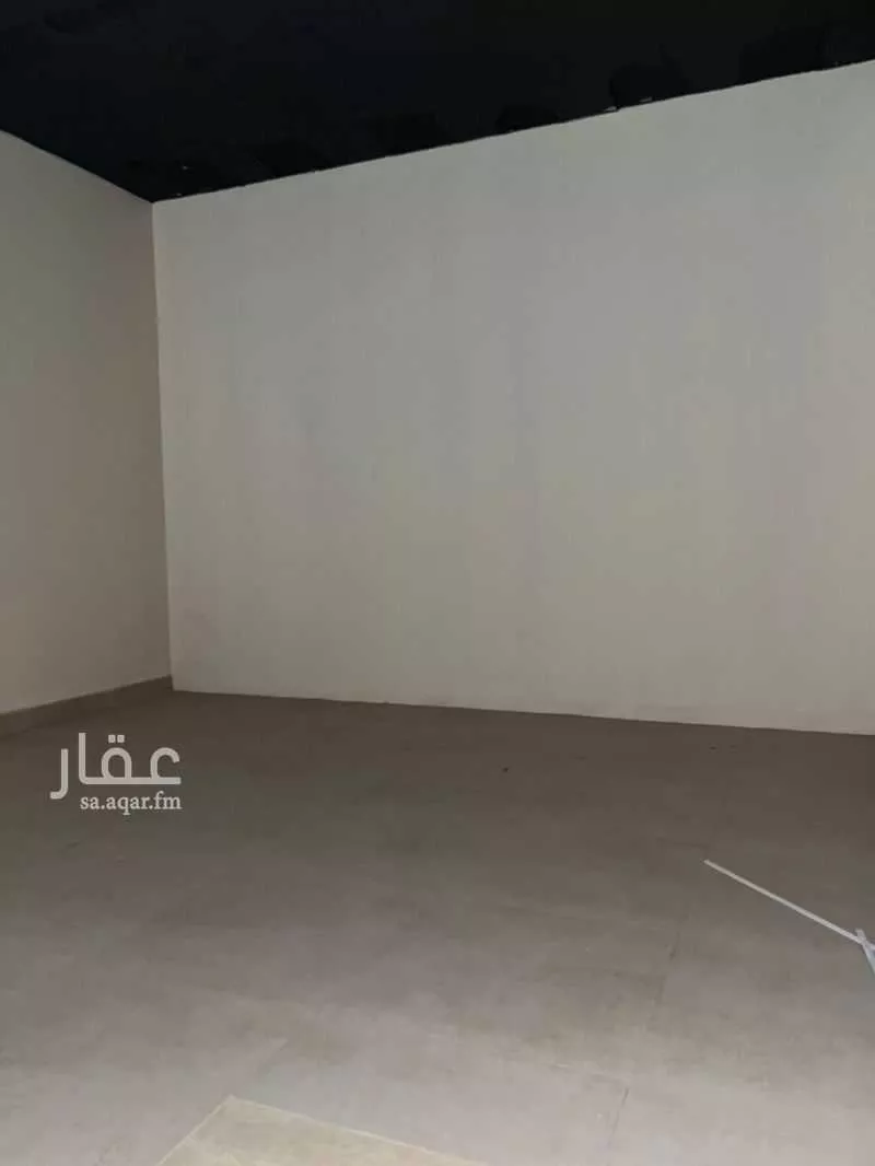محل 78 م² في ظهرة لبن 3