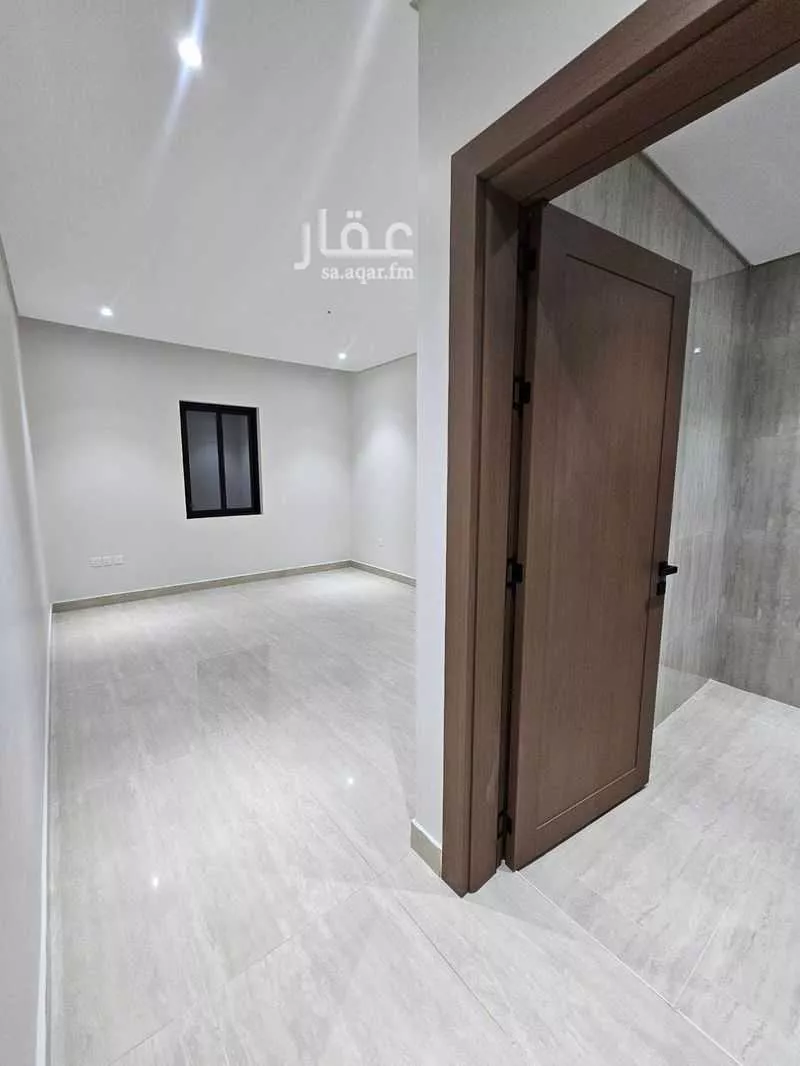 فيلا 5 غرف في الشعلة 18